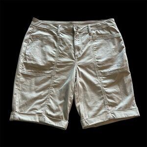 Croft & Barrow Women’s Khaki Tan Bermuda Shorts Casual Comfort Size 12